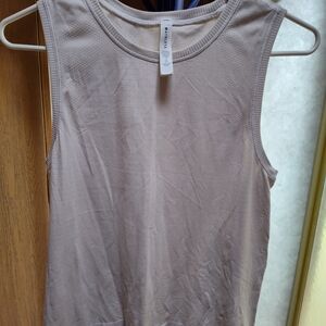 Old Navy Cream Sleeveless Tank Top